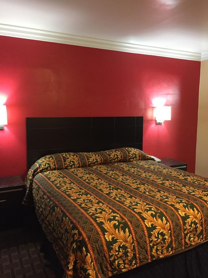 Friendship Motor Motel